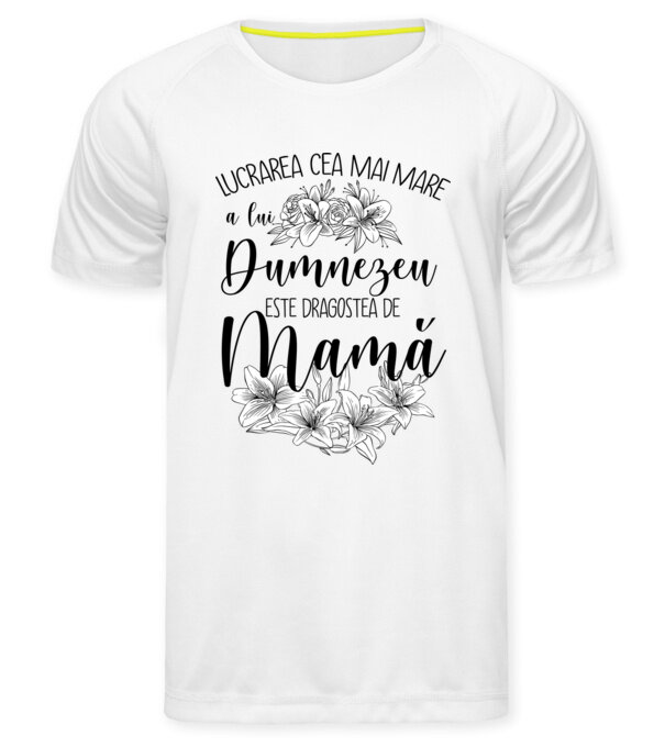  model  pe tricou