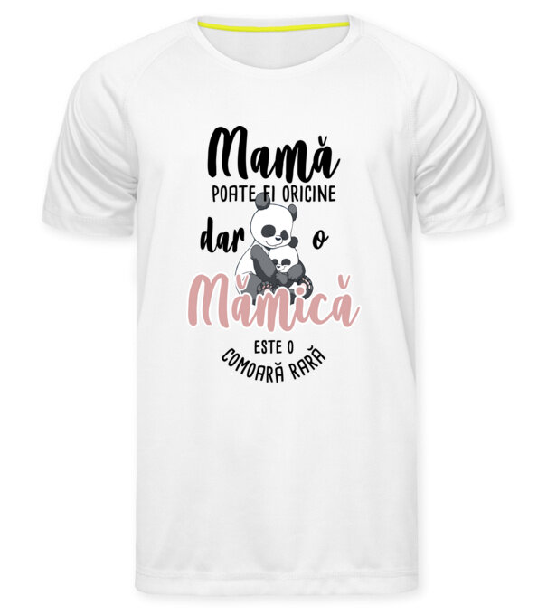  model  pe tricou