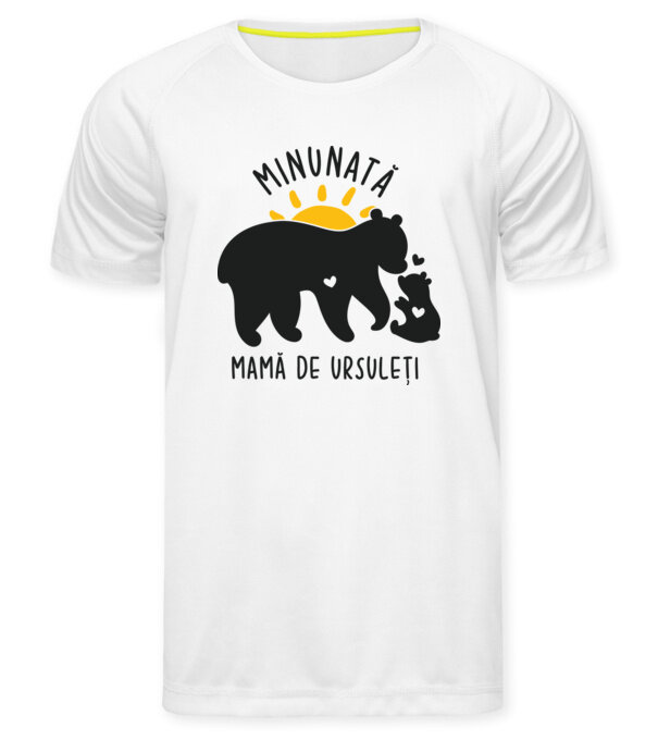  model  pe tricou