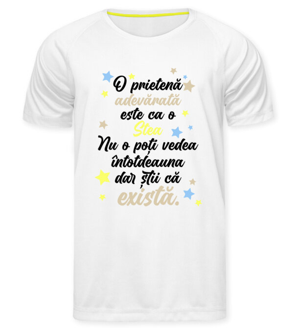  model  pe tricou