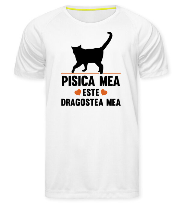  model  pe tricou