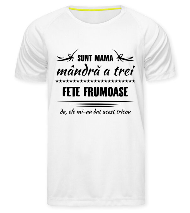  model  pe tricou