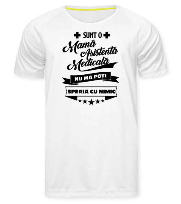  model  pe tricou