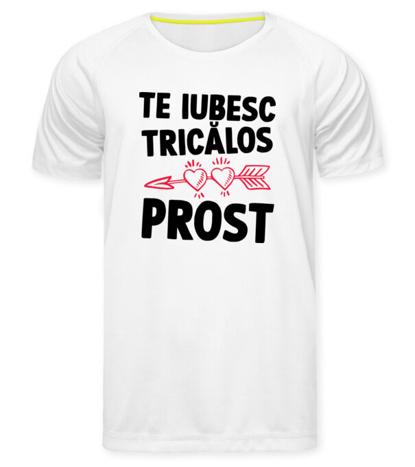  model  pe tricou