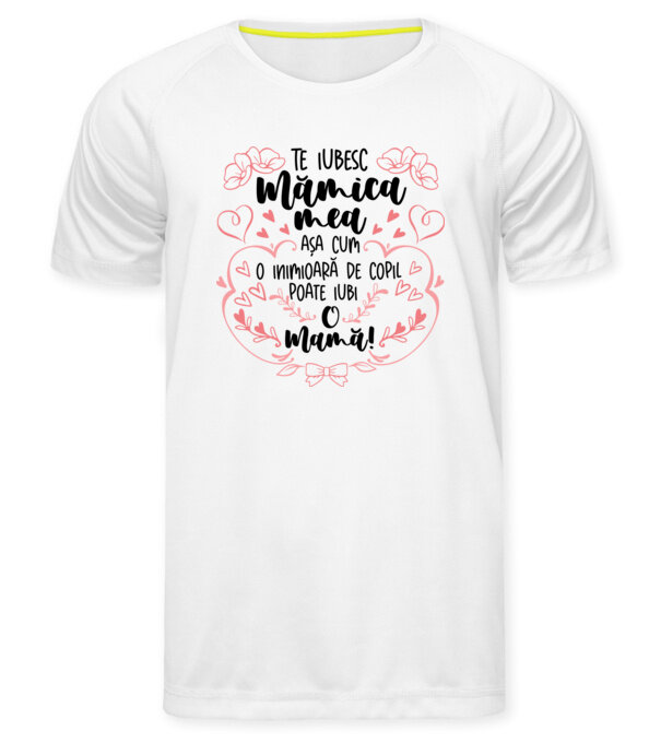  model  pe tricou