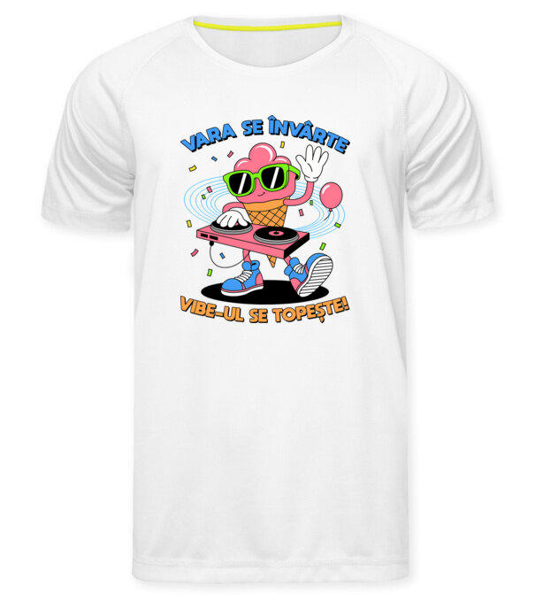  model  pe tricou