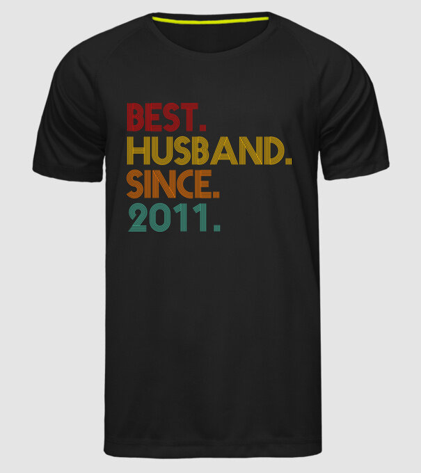 best husband since 2011 retro model negru pe tricou