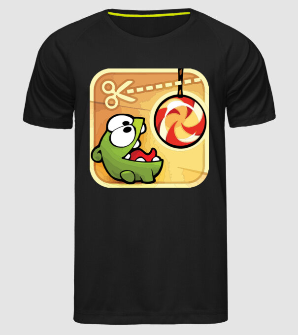model negru pe tricou