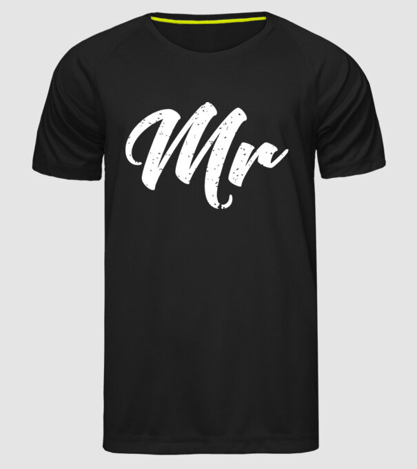 Mr 1 model negru pe tricou