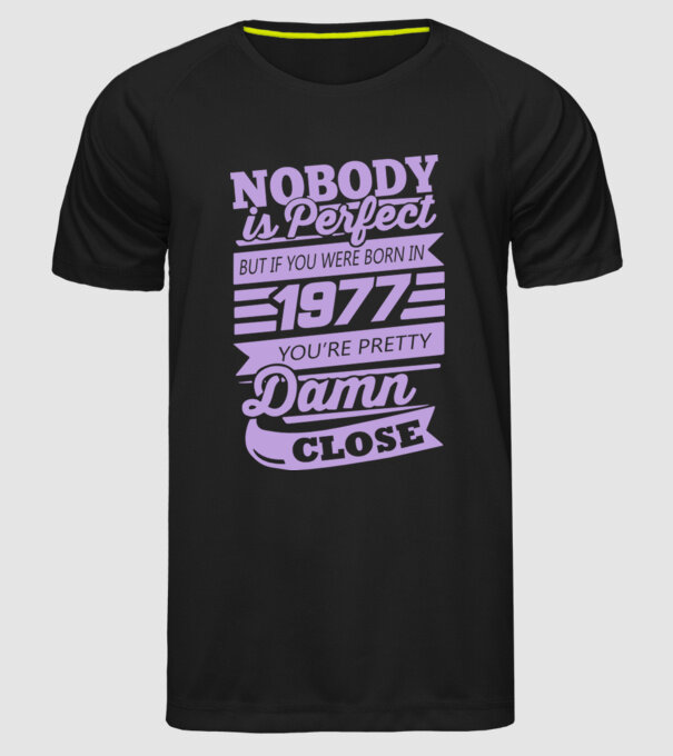 Nobody 1977 model negru pe tricou