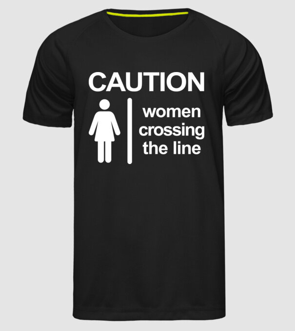 Atenție, femeie care depășește barierele model negru pe tricou