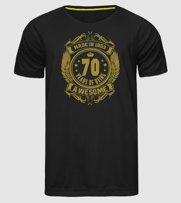 70 years of being awesome winged model negru pe tricou