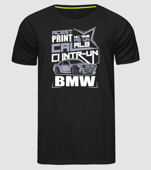 Acest prinț nu vine pe un cal alb, ci într-un BMW model negru pe tricou