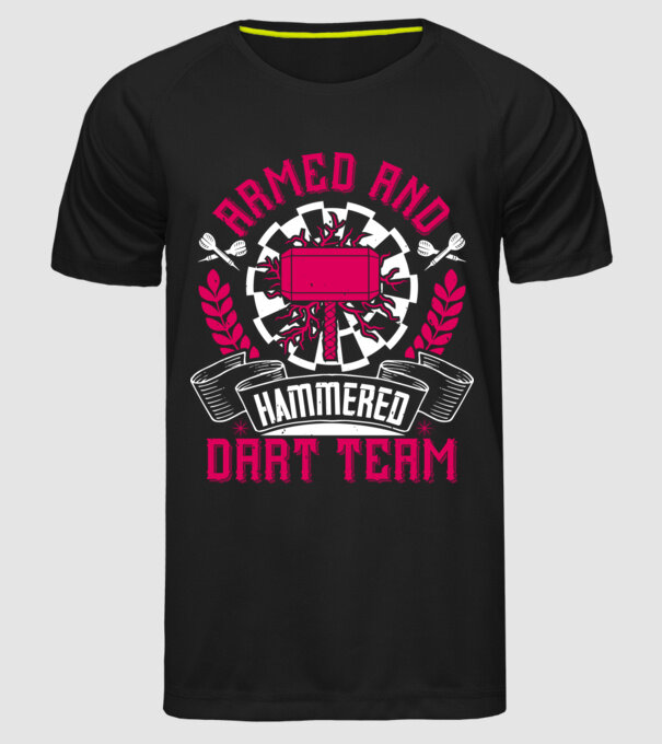 Armed and Hammered dart team model negru pe tricou