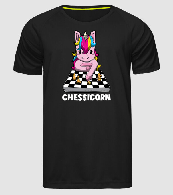 Chessicorn model negru pe tricou