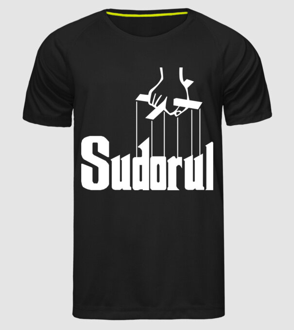 Sudorul model negru pe tricou