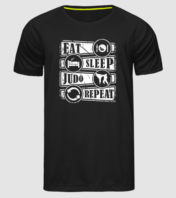 Judo model negru pe tricou