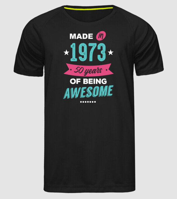 Made in 1973 model negru pe tricou