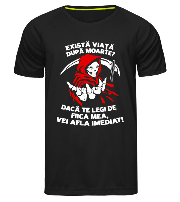  model  pe tricou