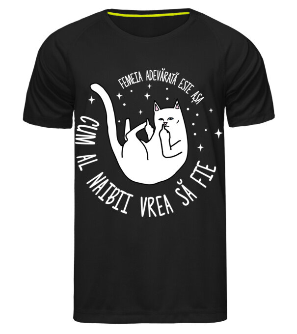  model  pe tricou