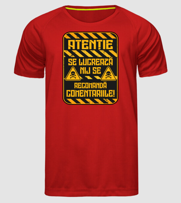 Nu se recomandă comentariile D9233657 model roșu pe tricou