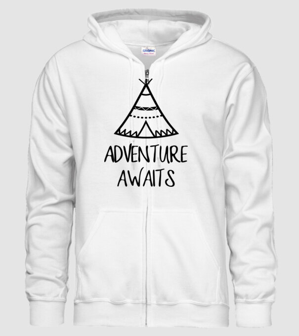 Adventure awaits teepee model alb pe tricou