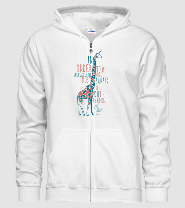 Giraffe model alb pe tricou