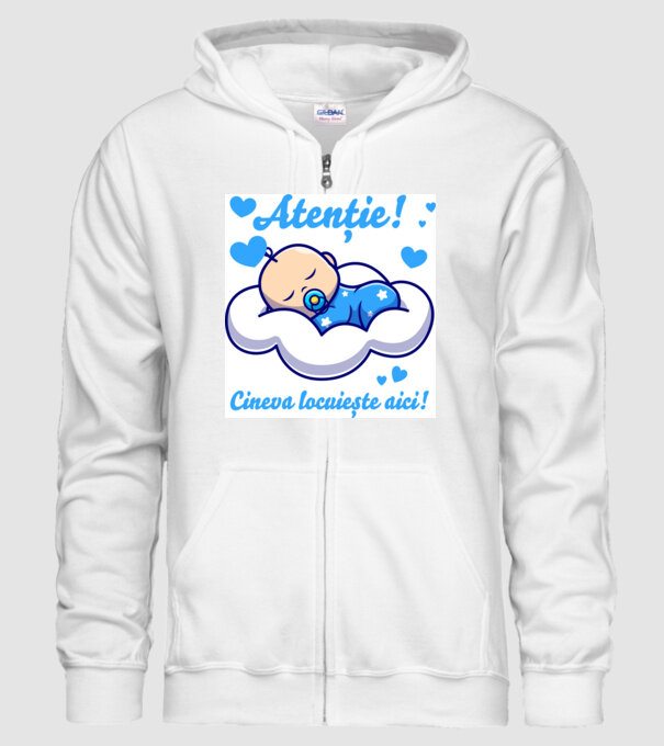 Atenție! Cineva locuiește aici! model alb pe tricou