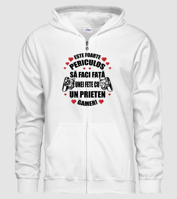 este foarte periculos să faci față unei fete cu un prieten gamer! model alb pe tricou