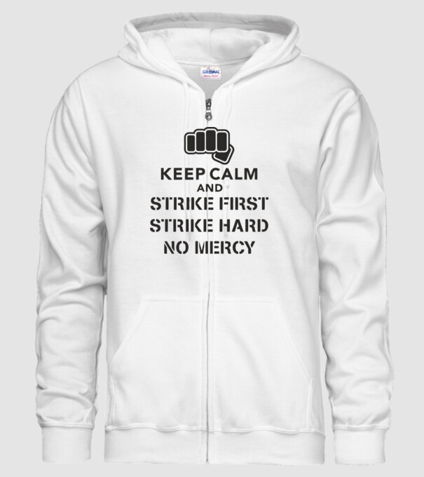 Keep calm and strike first cobra kai model alb pe tricou