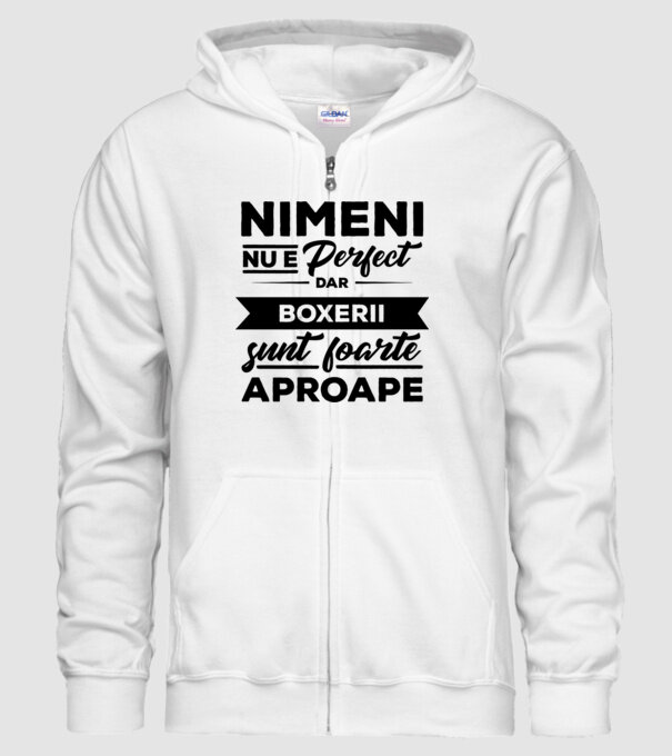 nimeni nu e perfect, dar boxerii sunt foarte aproape model alb pe tricou