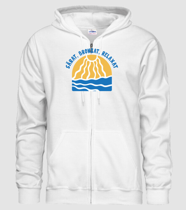 Sărat, bronzat, relaxat model alb pe tricou