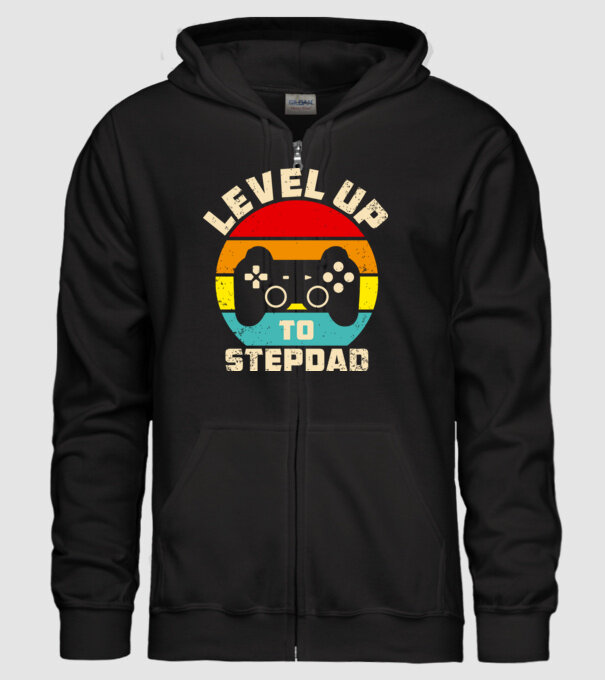 Level Up Stepdad model negru pe tricou