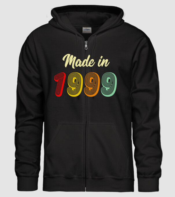 made in 1999 retro model negru pe tricou