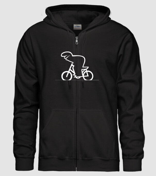 model negru pe tricou
