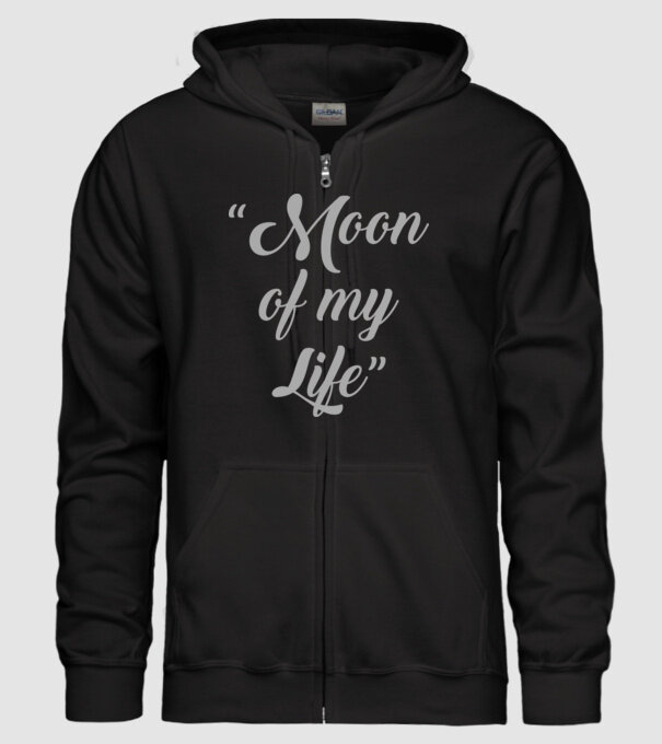 Moon of my life model negru pe tricou
