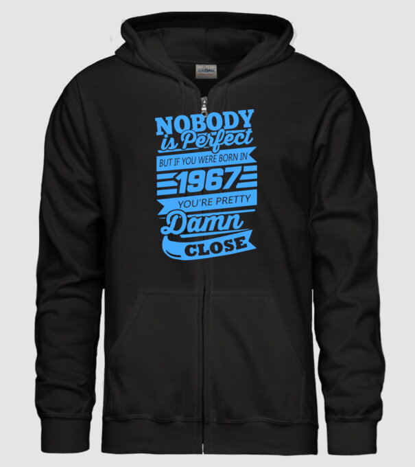Nobody 1967 model negru pe tricou