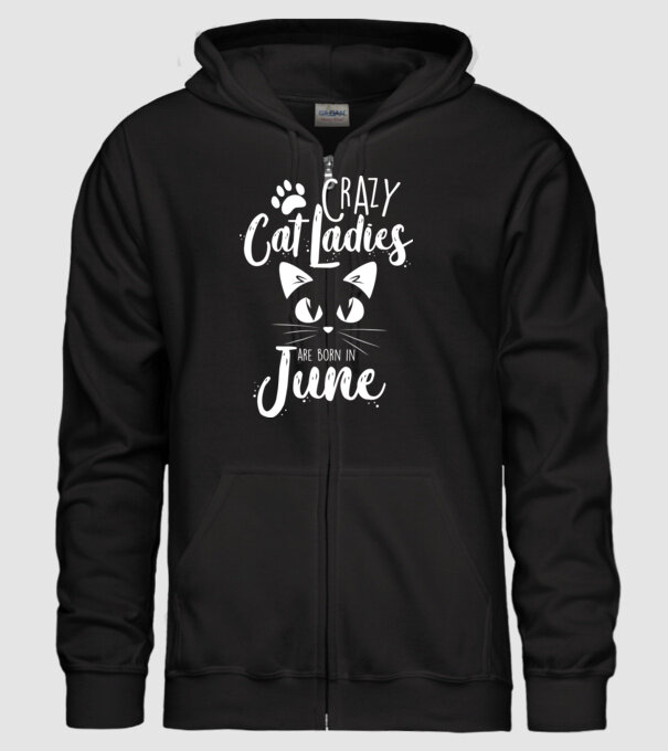 Crazy Cat Ladies are born in June model negru pe tricou