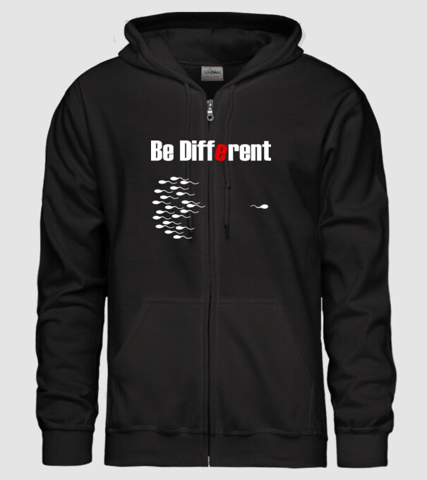 Be Different model negru pe tricou
