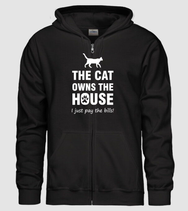 cat own model negru pe tricou