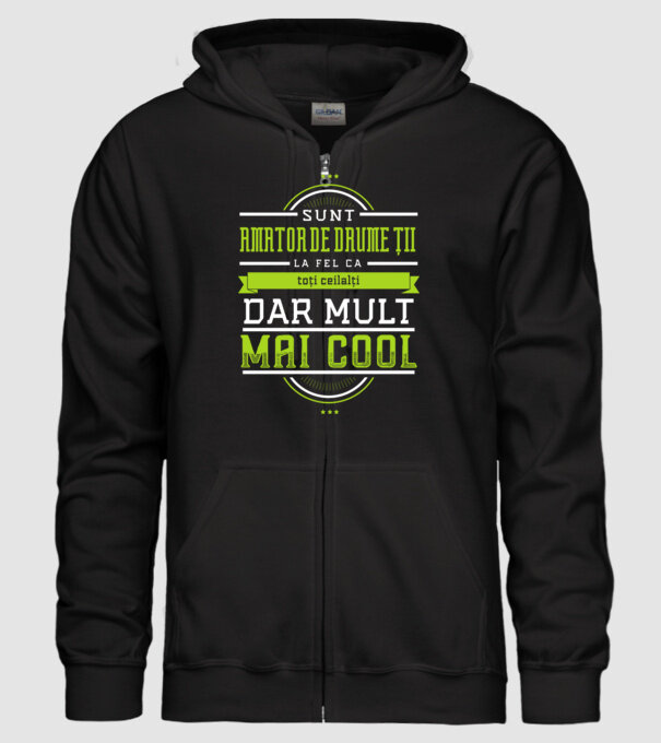 sunt un amator de drumeții, la fel ca toți ceilalți, dar mult mai cool model negru pe tricou