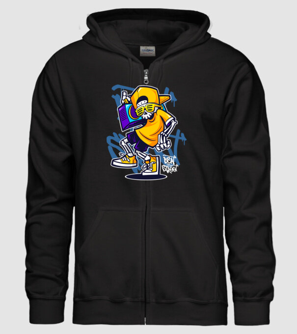 Graffiti model negru pe tricou