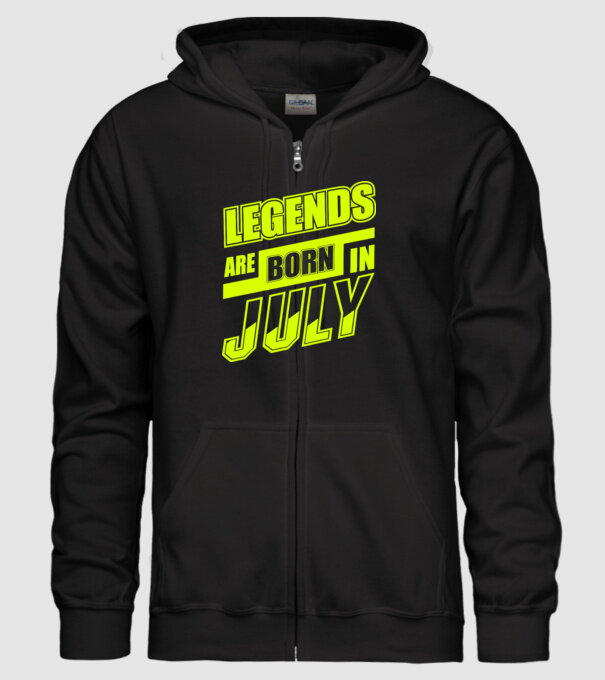Legends are born in July model negru pe tricou