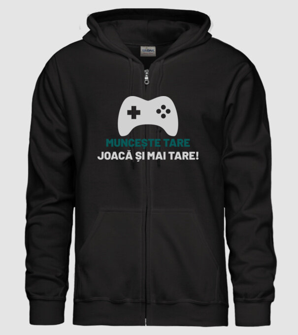 Muncește tare, joacă și mai tare! model negru pe tricou