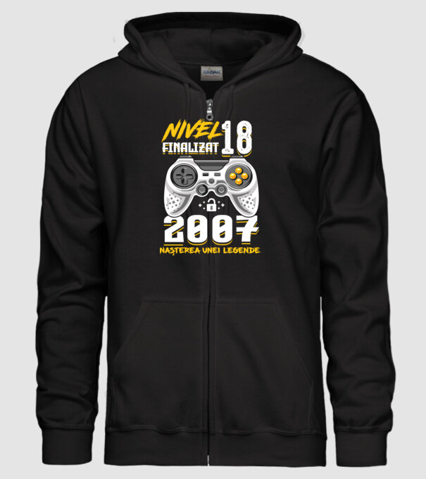 Nivel Finalizat 18 model negru pe tricou