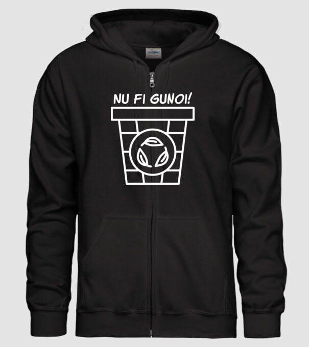 Nu fi gunoi model negru pe tricou