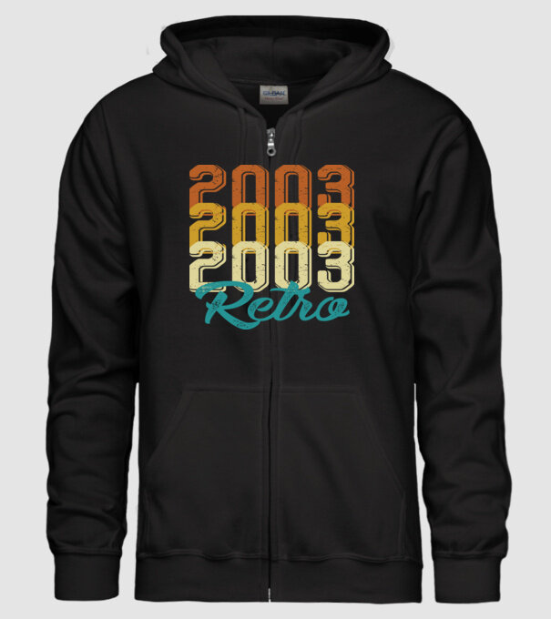 Retro 2003 model negru pe tricou