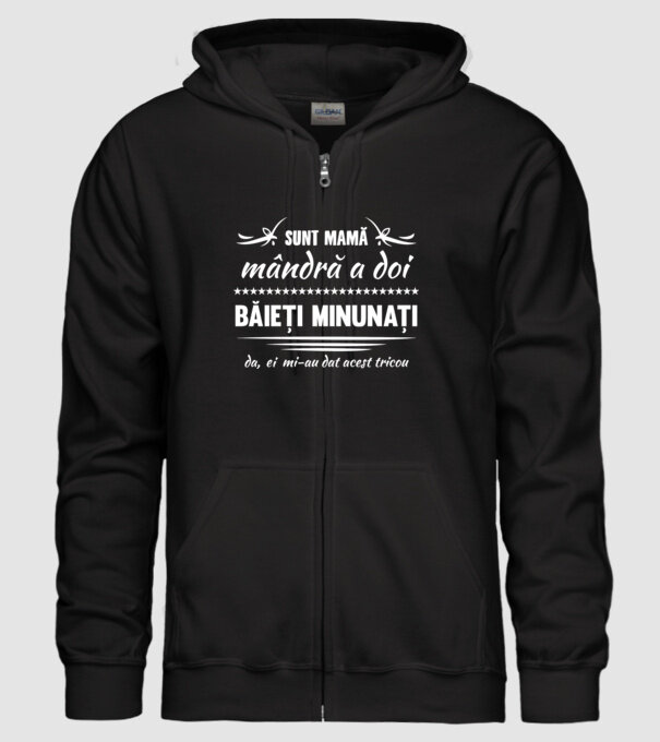 Sunt Mamă mândră a doi băieți minunați - da, ei mi-au dat acest tricou model negru pe tricou