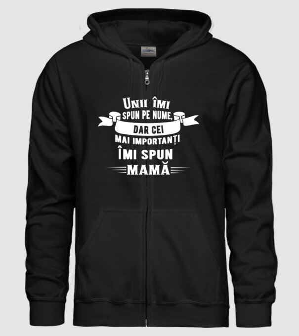 Unii îmi spun pe nume, dar cei mai importanți îmi spun mamă model negru pe tricou