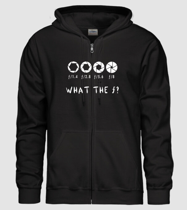what the f model negru pe tricou